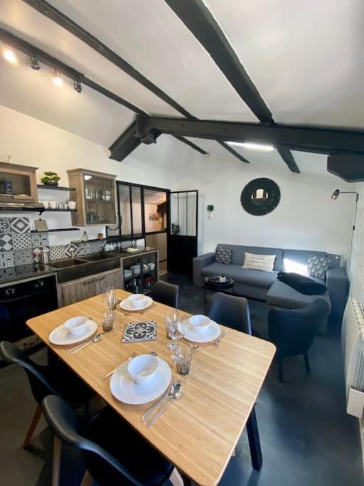 Bel Appartement - 2 Chambres - Proche Du Vieux Marche La Rochelle  Extérieur photo